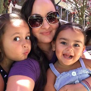 Meet your Posher, Andrea